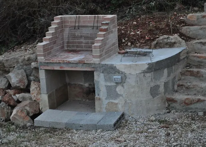 Le Macchie בית נופש